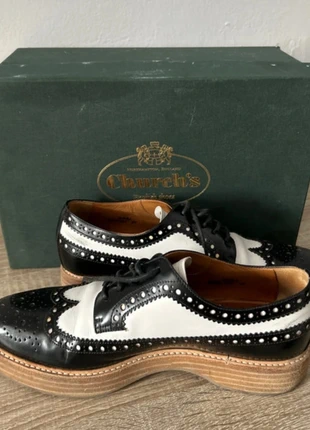 Church’s donna allacciata, brand: Church's, condizioni: Buone, taglia: 37, €52.95, €56.30 include la Protezione acquisti