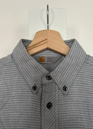 Carhartt WIP Button-Down Shirt, marque: Carhartt WIP, état: Très bon état, taille: S, 18,00 €, 19,60 € Protection acheteurs incluse
