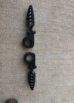 Harley Davidson type highway foot pegs, marke: Harley Davidson, zustand: Zufriedenstellend, 15,00 €, 16,45 € inklusive Vinted-Käuferschutz