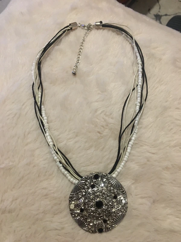 Collier - photo numéro 2