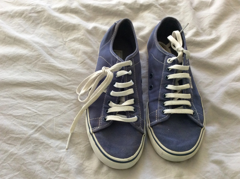 Vans trainers 2025 size 7