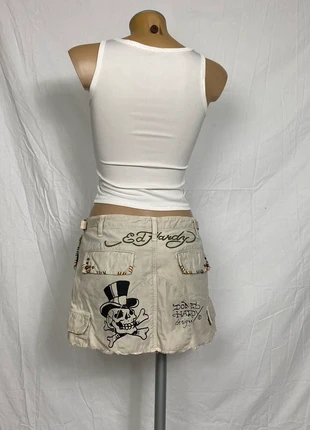 Destructed Ed Hardy skirt, merk: Ed Hardy, staat: Heel goed, maat: M / 38 / 10, € 73,00, € 77,35 inclusief Kopersbescherming