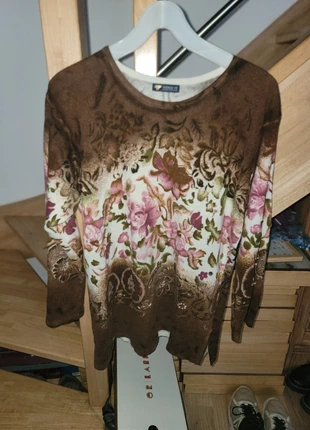 Flower abstract print sweater, marque: Flower, état: Bon état, taille: XL / 42 / 14, 2,00 €, 2,80 € Protection acheteurs incluse