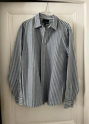 Chemise femme manche longue rayée bleue Banana Republic, marque: Banana Republic, état: Très bon état, taille: L, 8,00 €, 9,10 € Protection acheteurs incluse