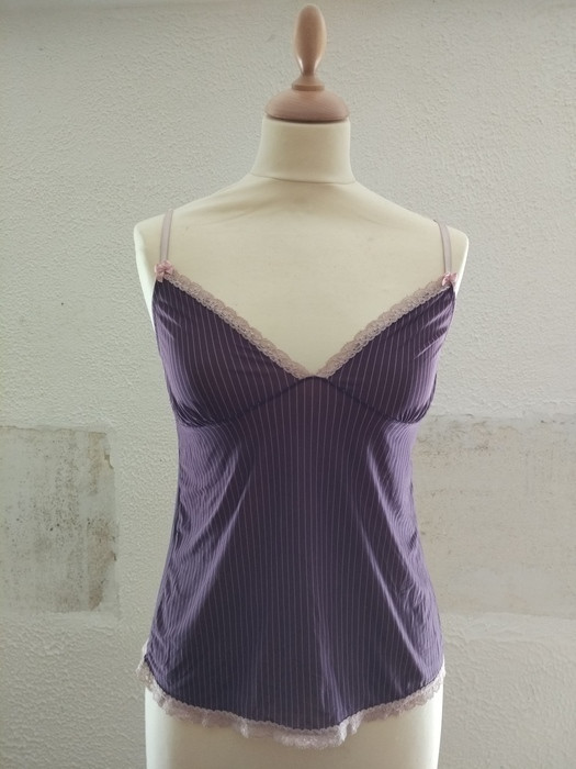 Haut de pyjama- Top violet en dentelle Etam 1