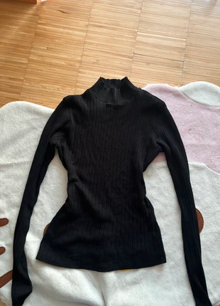 enganliegendes Top schwarz, marque: Brandy Melville, état: Très bon état, taille: S / 36 / 8, 9,00 €, 10,15 € Protection acheteurs incluse