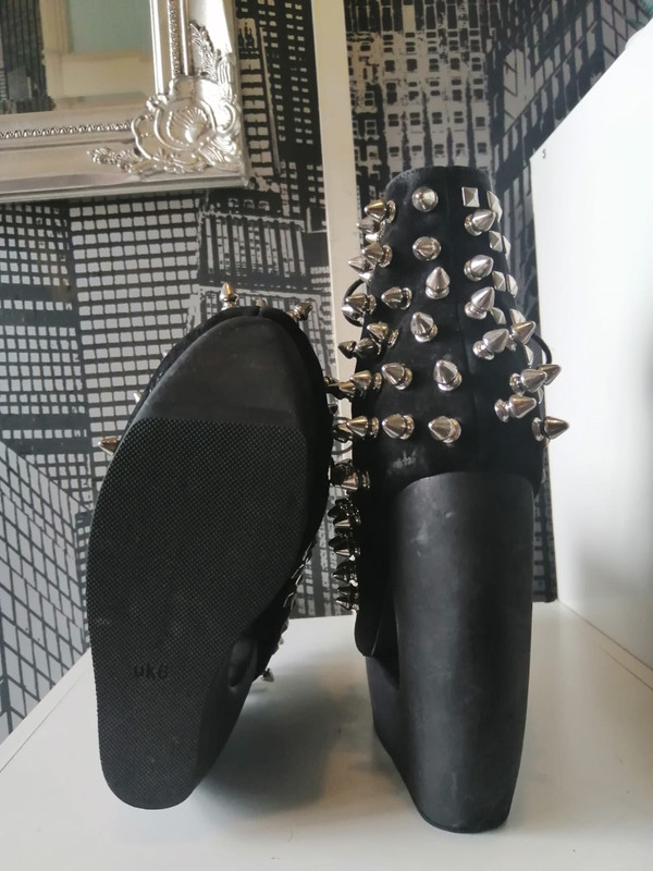 Jeffrey campbell hotsell studded heels