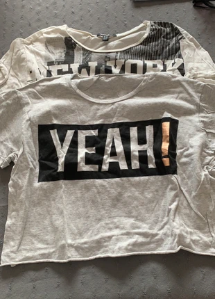 Lot crop top , marque: Jennyfer, état: Très bon état, taille: XS / 34 / 6, 3,00 €, 3,85 € Protection acheteurs incluse