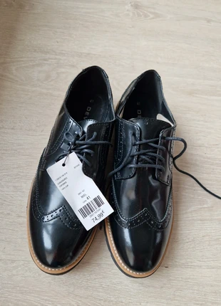 Chaussure devred taille 41, marque: Devred, état: Neuf avec étiquette, taille: 41, 35,00 €, 37,45 € Protection acheteurs incluse