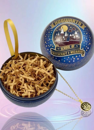 Boule de Noël de l'école de sorcellerie et de sorcellerie Harry Potter Poudlard, brand: Harry Potter, condition: New with tags, €13.00, €14.35 includes Buyer Protection Pro