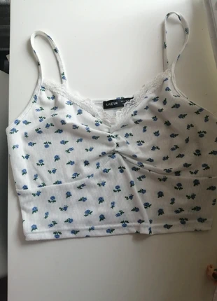 Shein floral lace cropped vest, brand: COQUETTE, condition: Very good, size: S / 8, £3.00, £3.85 includes Buyer Protection