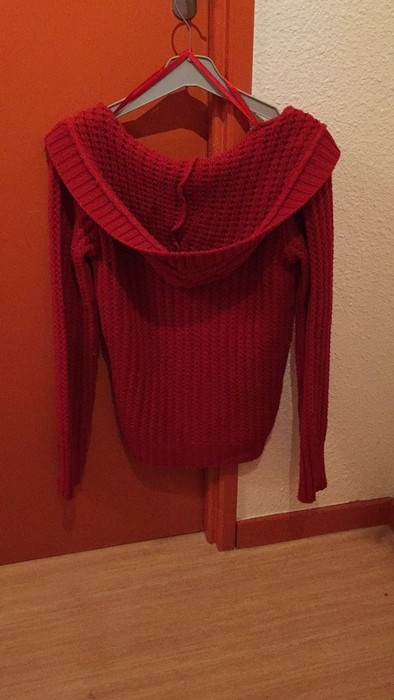 pull rouge  2