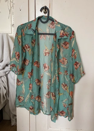 cute summer floral shirt, marca: Vintage Dressing, estado: Nuevo sin etiquetas, tamaño: S / 36 / 8, 3,50 €, 4,38 € Protección al comprador incluida