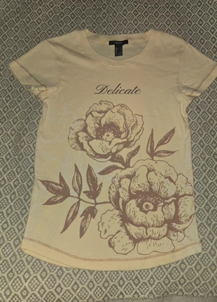 Soft Tee, brand: Forever 21, condition: Very good, size: 4 / S, $4.00, $4.90 includes Buyer Protection