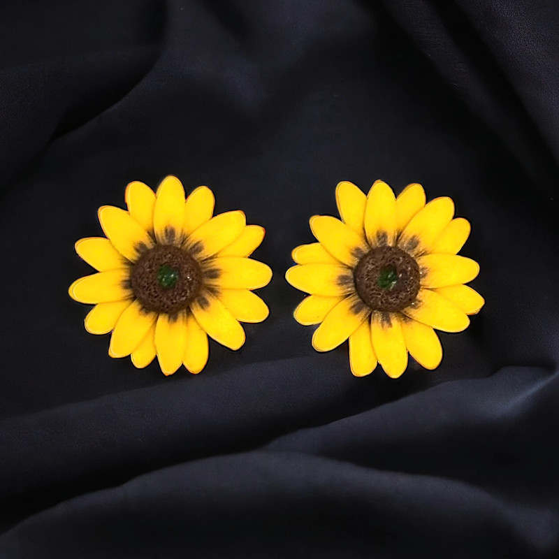 Sunflower post earrings 1