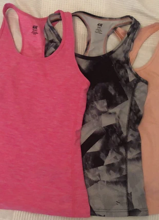 3er Set Sporttops, marque: H&M, état: Très bon état, taille: S / 36 / 8, 7,00 €, 8,05 € Protection acheteurs incluse