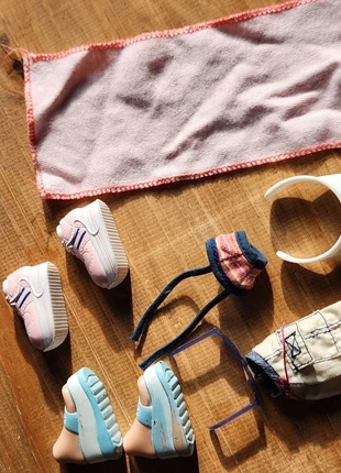 Lot accessoires et vêtements plage Bratz, marque: Bratz, état: Très bon état, taille: 6 ans / 116 cm, 16,50 €, 18,03 € Protection acheteurs incluse