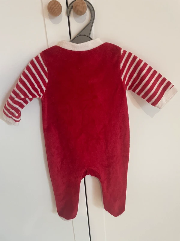 2 pyjamas Noël - photo numéro 3