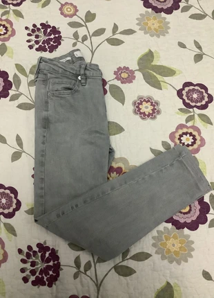 Pantalon pitillo mujer gris, marque: Mango, état: Très bon état, taille: XS / 34 / 6, 3,00 €, 3,85 € Protection acheteurs incluse