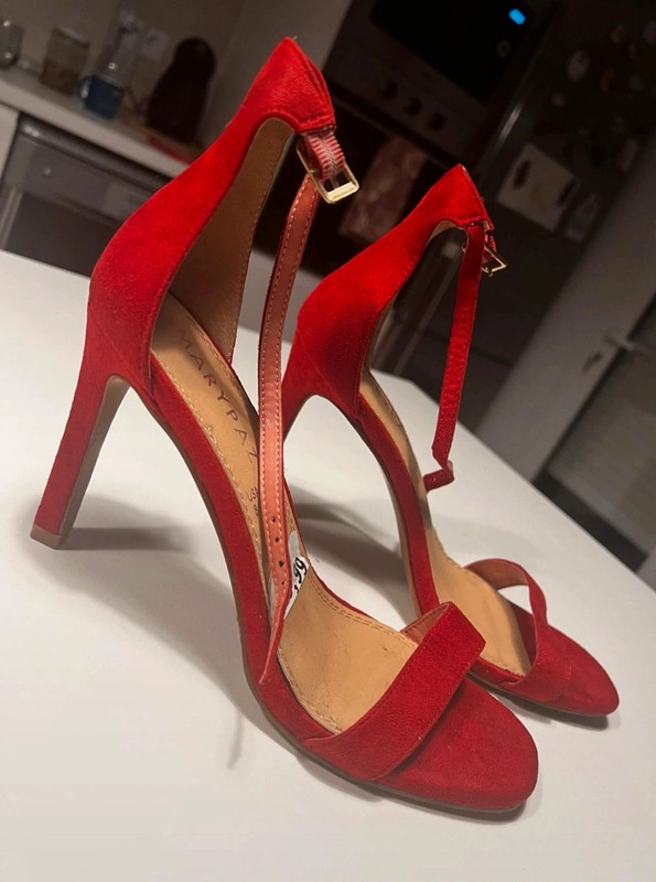 Zapatos rojos Vinted