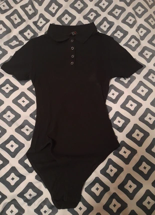 Bodie, brand: Jennyfer, condizioni: Buone, taglia: S, €3.00, €3.85 include la Protezione acquisti