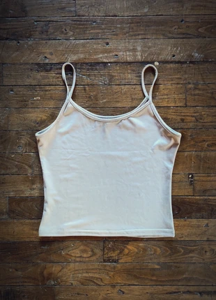 T-shirt Crop top couleur chair taille M, marque: Mim, état: Très bon état, taille: M / 38 / 10, 2,00 €, 2,80 € Protection acheteurs incluse