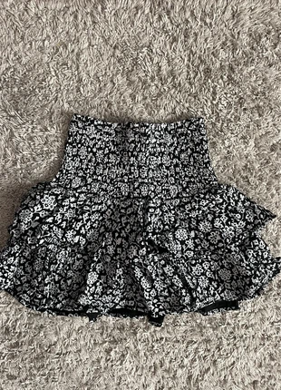 Jupe à volant fleuri femme taille unique en parfait état, brand: Jubylee, condition: New without tags, size: One size, €6.00, €7.00 includes Buyer Protection