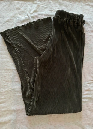 Pantaloni plissettati larghi, marque: Vintage, état: Neuf sans étiquette, taille: Taille unique, 2,00 €, 2,80 € Protection acheteurs incluse