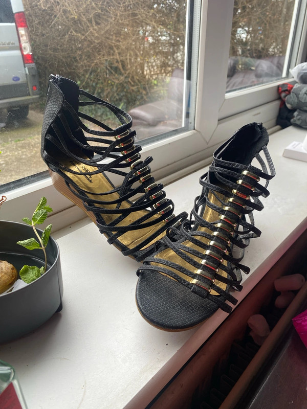Black and gold sandals sales