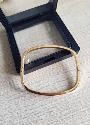 Jonc rectangle, brand: Boutique Parisienne, condizioni: Ottime, €20.00, €21.70 include la Protezione acquisti Pro