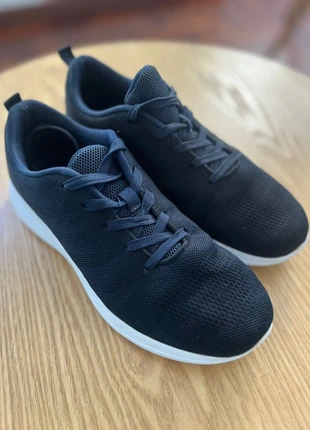 Scarpe da ginnastica blu, brand: Primark, condizioni: Ottime, taglia: 39, €5.00, €5.95 include la Protezione acquisti