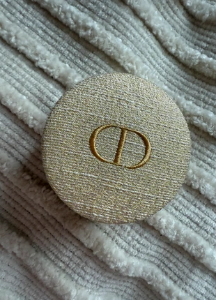 Christian DIOR gold limited edition zip up purse, brand: Christian Dior, condition: Very good, £35.00, £37.45 includes Buyer Protection