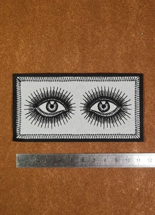 Patch Écusson Broderie Neuf Yeux, marque: yeux, état: Neuf sans étiquette, 5,00 €, 5,95 € Protection acheteurs incluse