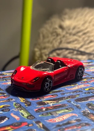 Hotwheels Porsche 918 2012, brand: Hot Wheels, condizioni: Ottime, taglia: Prematuri, fino a 44 cm, €1.50, €2.28 include la Protezione acquisti