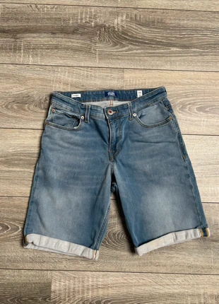 short en jeans jack&jones - 170, marque: Jack & Jones, état: Très bon état, taille: XS, 4,00 €, 4,90 € Protection acheteurs incluse