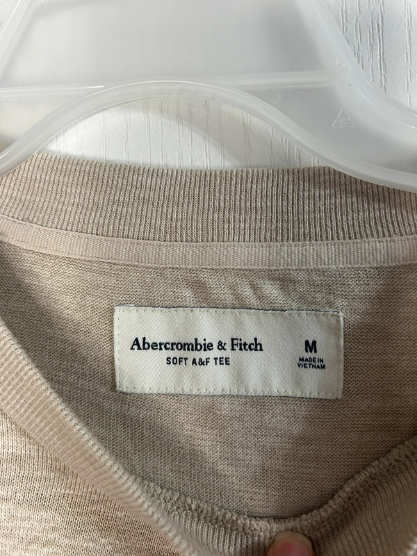 Abercrombie & Fitch Tan Soft Tee Long Sleeve Size Med.  2838 3