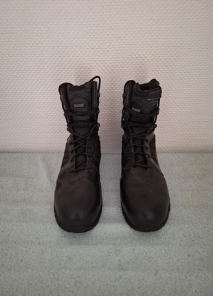 Chaussure de sécurité pointure 46, marque: Magnum, état: Bon état, taille: 46, 60,00 €, 63,70 € Protection acheteurs incluse