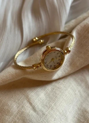 montre qui fonctionne, marque: Vintage Dressing, état: Très bon état, taille: Taille unique, 12,00 €, 13,30 € Protection acheteurs incluse