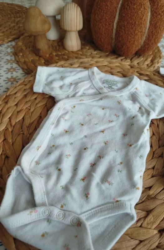 Body 1 mois et chaussettes - photo numéro 6