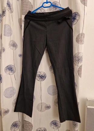 Pantalon gris/noir femme coupe cigarette , marque: La Mode Est À Vous, état: Très bon état, taille: L / 40 / 12, 5,00 €, 5,95 € Protection acheteurs incluse