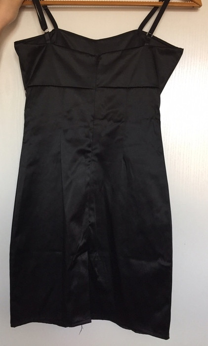 petite robe noire satinée T36 3