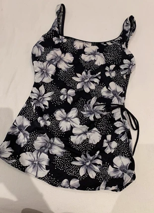 Swimwear one piece , marke: mainstrem, zustand: Sehr gut, größe: XL / 42 / 14, 4,00 €, 4,90 € inklusive Vinted-Käuferschutz