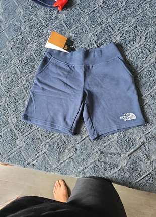Short, brand: The North Face, condition: New with tags, size: M, €20.00, €21.70 includes Buyer Protection