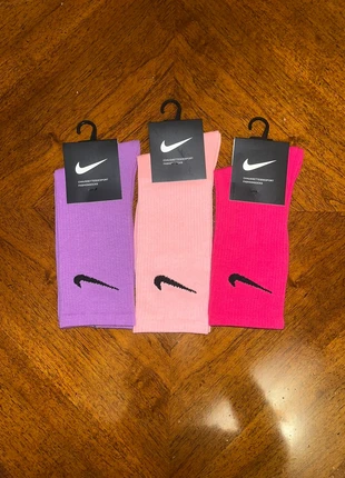 Calze Nike Perfette, brand: Nike, condizioni: Nuovo senza cartellino, taglia: Taglia unica, €12.00, €13.30 include la Protezione acquisti Pro