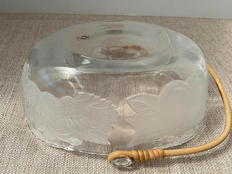 Vintage Etched Aderia Glassl Large Bowl With Floral Design And Bamboo Handles 2