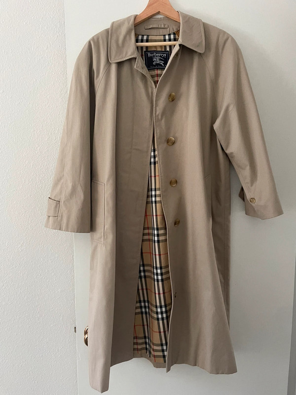 Burberry trench coat gabardine 1