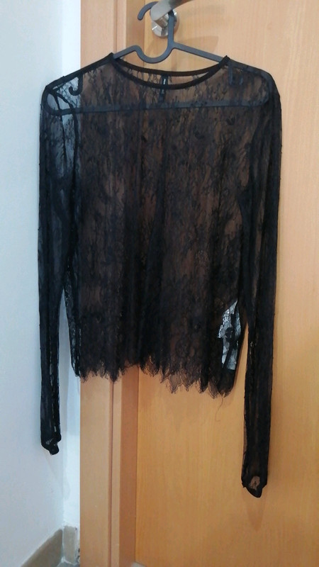 Grillo mezcla vacante Camisa negra de encaje transparente de stradivarius - Vinted