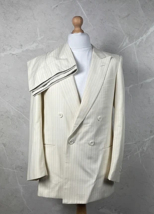 Zegna 100% Wool Cream Pinstripe Double-Breasted Suit – Size EU 48 – N°1206, marque: Ermenegildo Zegna, état: Très bon état, taille: 48, 67,80 €, 71,89 € Protection acheteurs (Pro) incluse