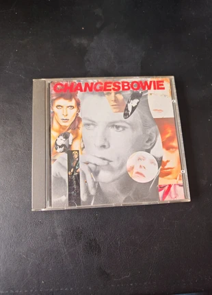 CD David Bowie changesbowie, état: Très bon état, 5,00 €, 5,95 € Protection acheteurs incluse