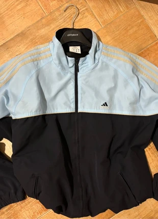 Bomber Adidas Vintage, brand: Vintage Dressing, condizioni: Ottime, taglia: L, €30.00, €32.20 include la Protezione acquisti